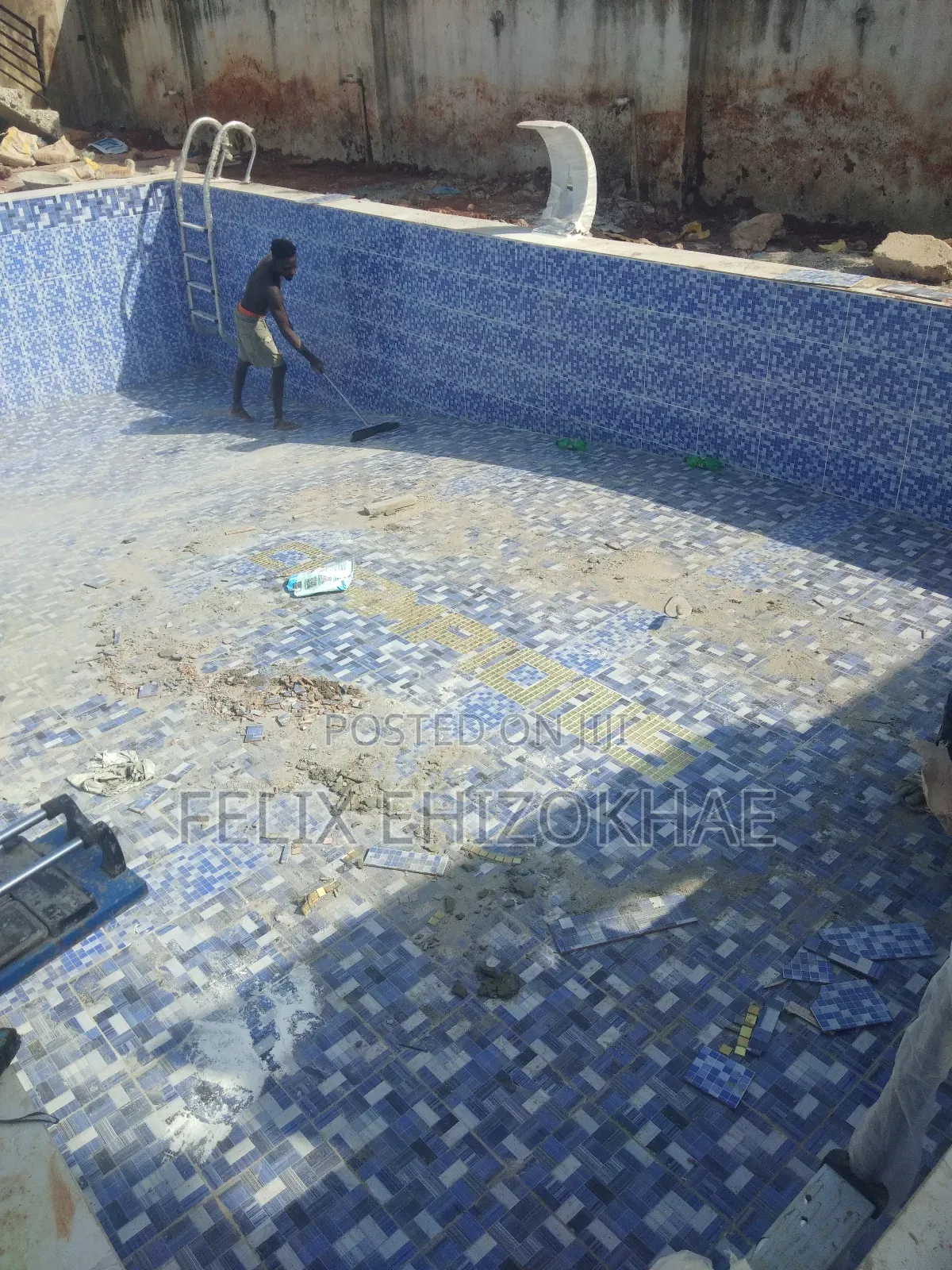 Swimming Pools Builder, Plumber and Maintenance Technician