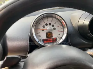 Mini Countryman 2012 Brown