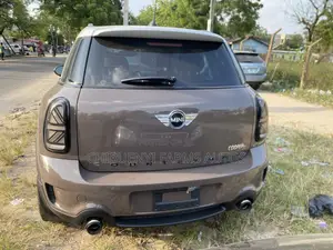 Mini Countryman 2012 Brown