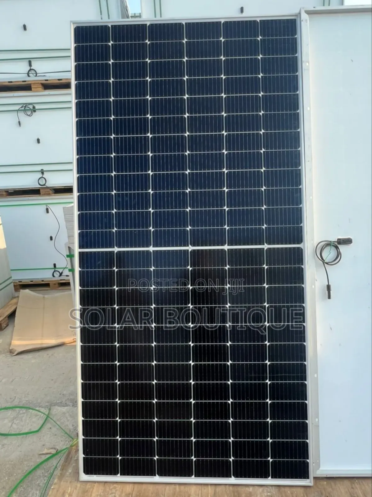 500w 144 Cells Jinko Solar Panel