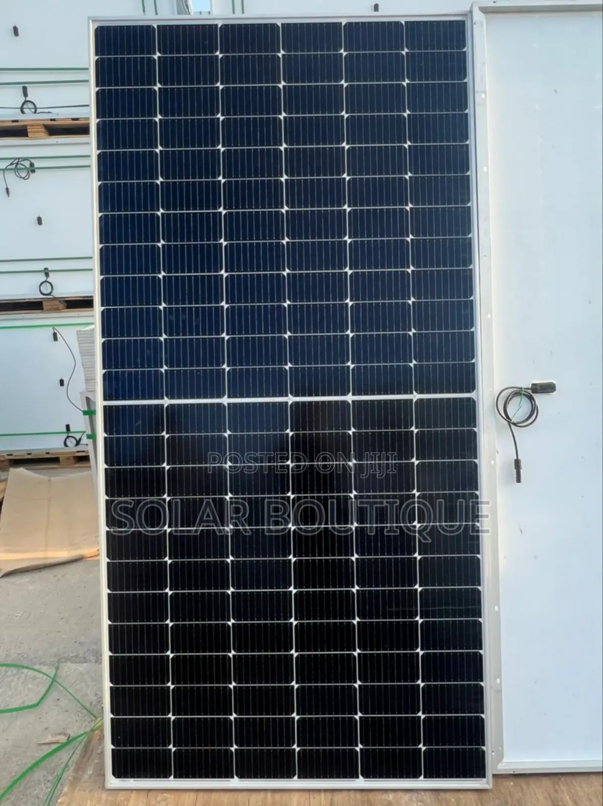 500w 144 Cells Jinko Solar Panel