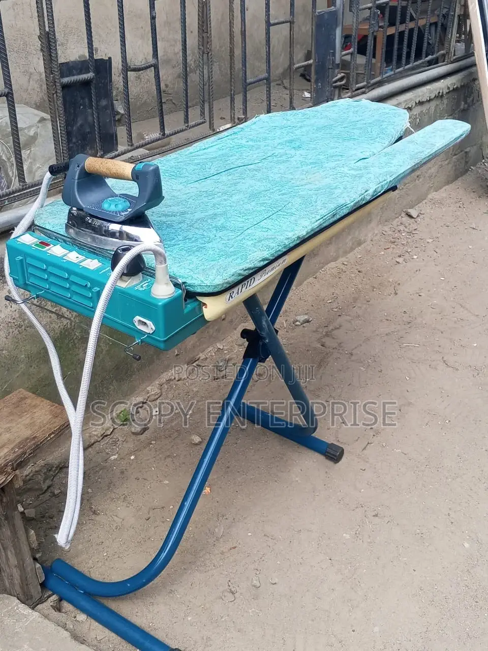 Industrial Finishing Table for Laundry