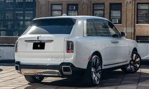 New Rolls-Royce Cullinan 2024 White