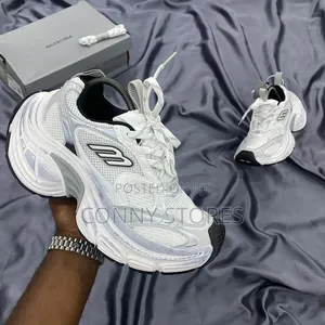 Luxury Balenciaga 10xl Distressed Leather Sneakers