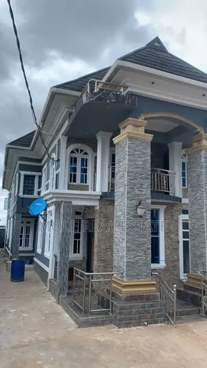 Enugu WTC Estate Smart Smart 5bed in Suit