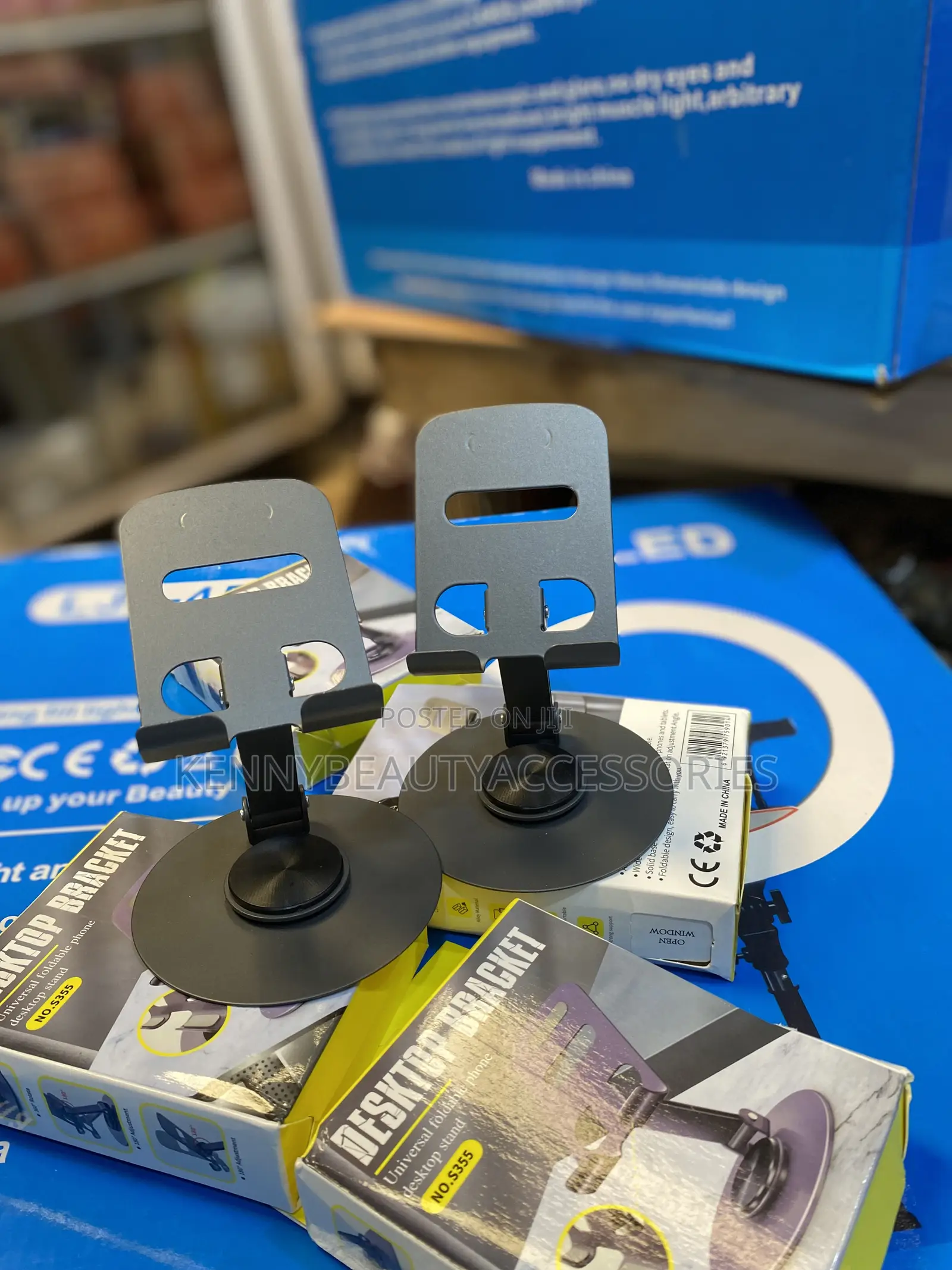 Lightweight Metal Phone Stand