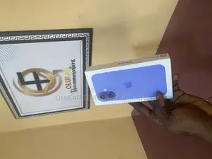 New Apple iPhone 16 128 GB Blue