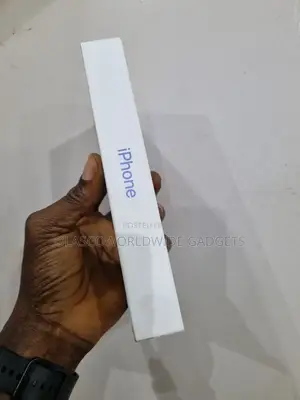 New Apple iPhone 16 Plus 128 GB Blue