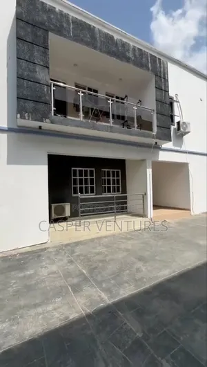 2bdrm Apartment In Orchid, Lekki Phase 2 For Sale