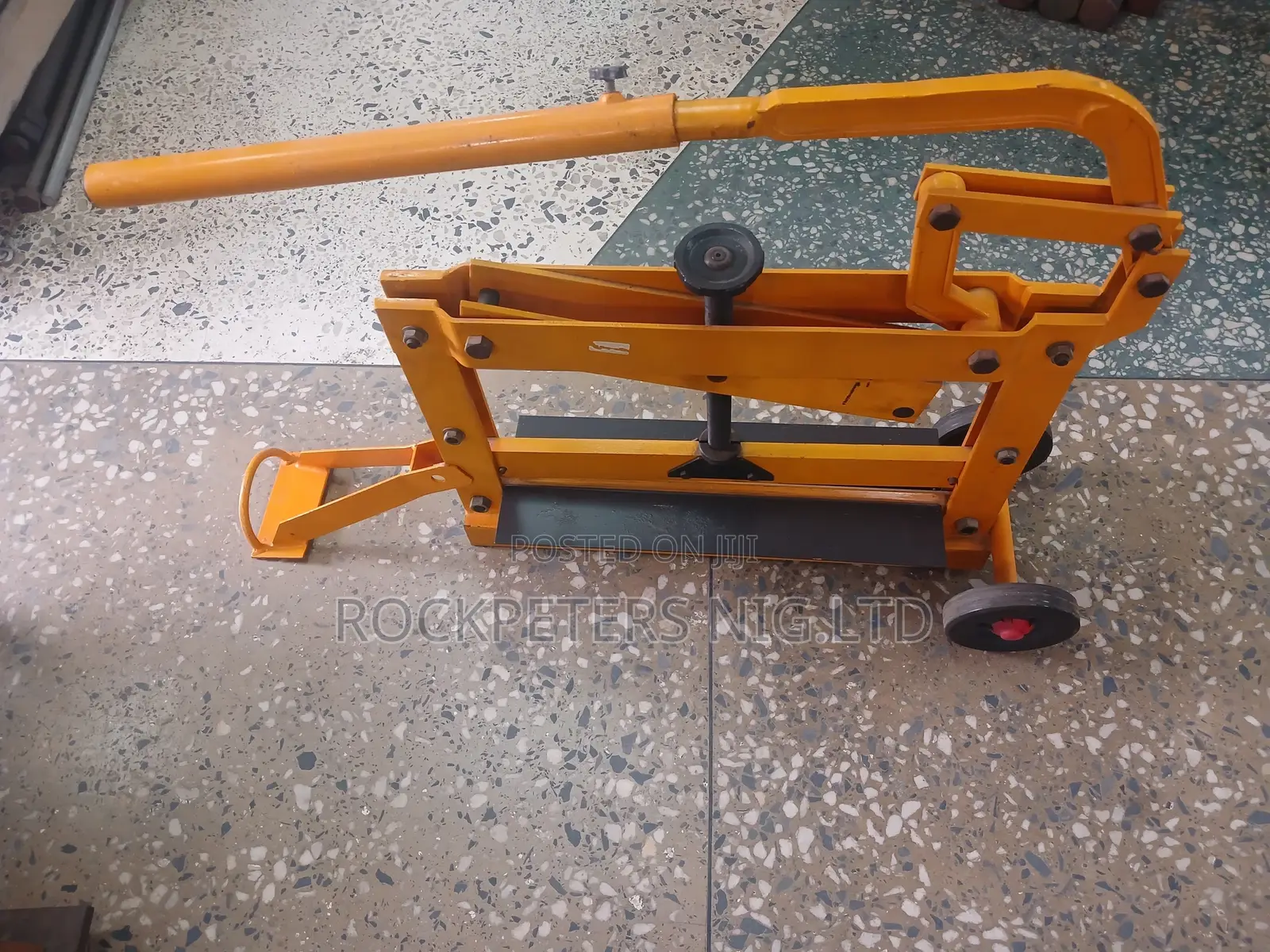 Manual Block/Stone/Brick Splitter