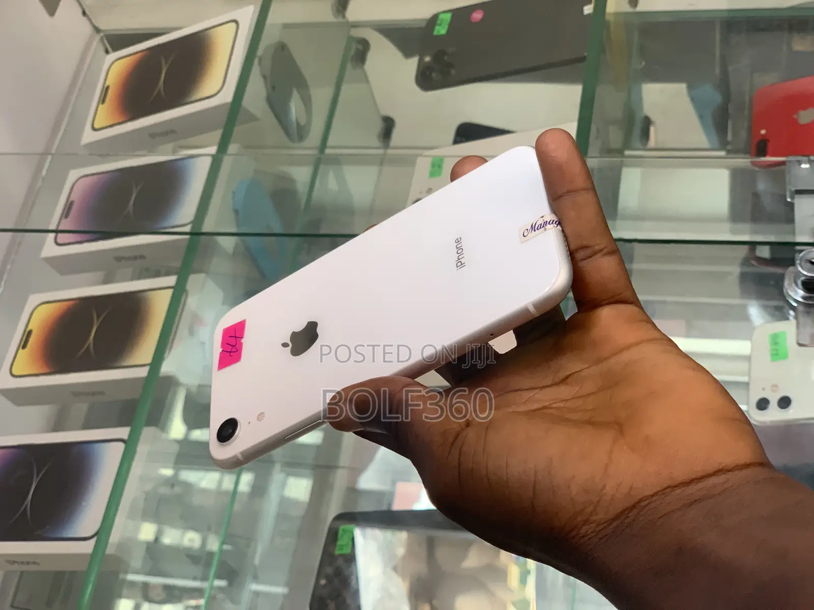 Apple iPhone XR 64 GB White