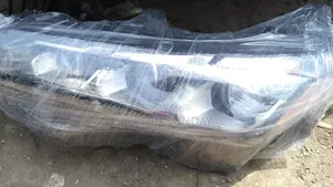 Head Lamp Avalon 2020 Set