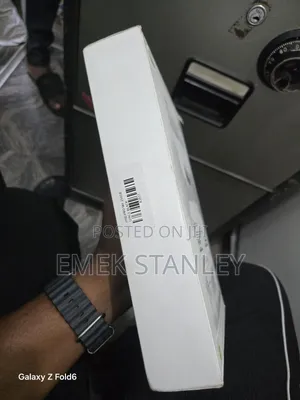 New Apple iPad Pro 11 (2024) 256 GB Black