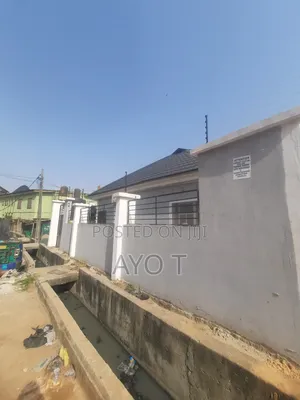 Photo - Studio Apartment in Bariga for rent