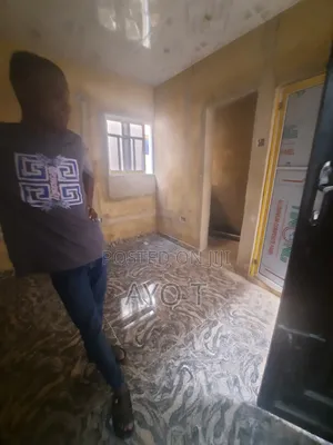 Studio Apartment in Bariga for rent