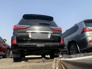 Lexus LX 570 AWD 2017 Black