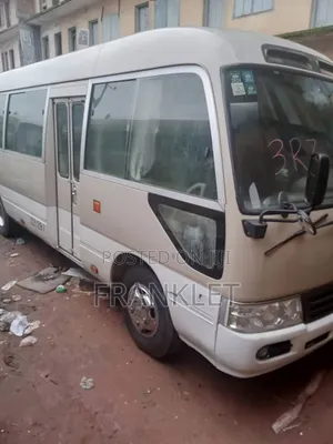 Toyota Coaster 2014 Gold