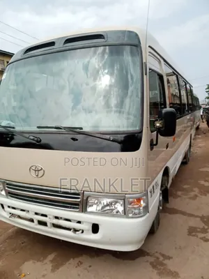Toyota Coaster 2014 Gold
