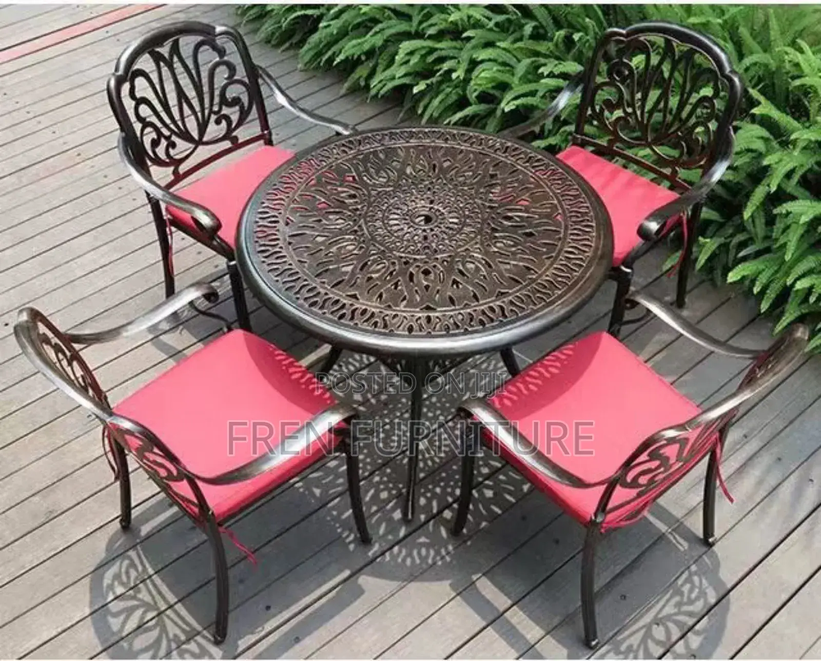 Imported Luxury Outdoor Chairs With Centre Table