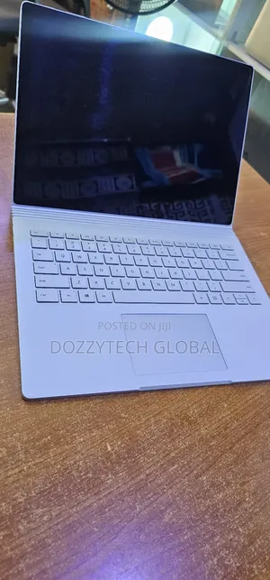Laptop Microsoft Surface Book 2 8GB Intel Core I5 SSD 256GB