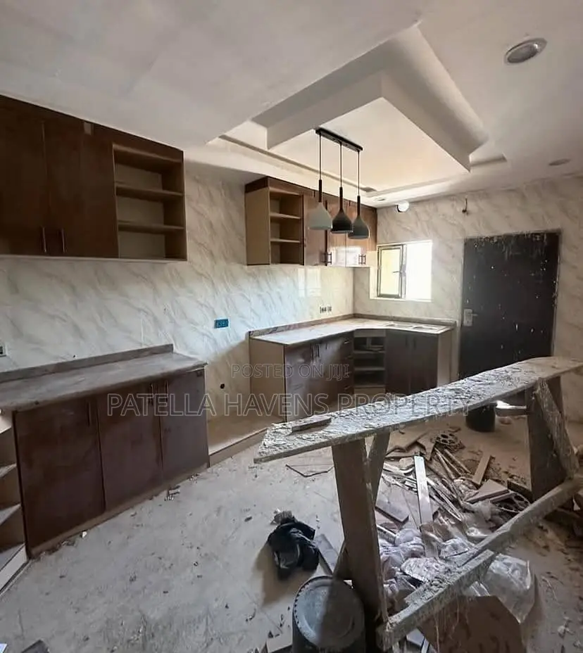 3 Bedroom Blocks Of Flat