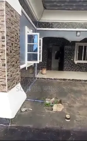 4bdrm Bungalow in Agbara-Igbesan for sale