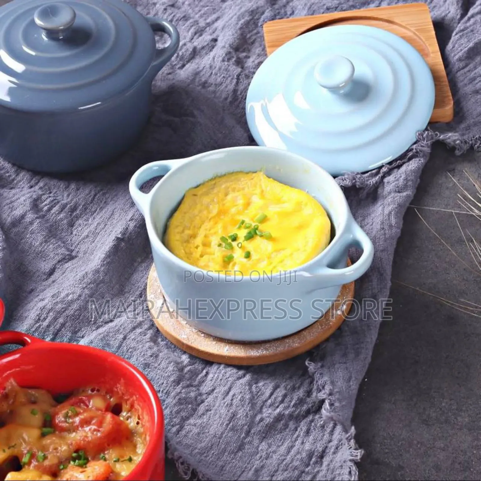 Ceramic Bowl With Lid