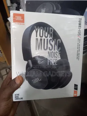 Photo - JBL Tune H95 Wireless Headphone