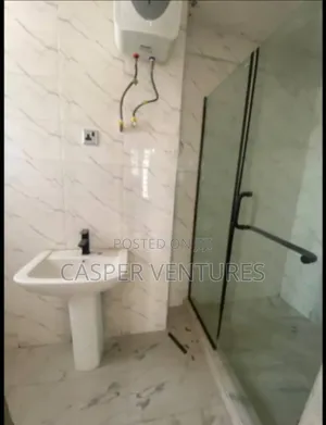 5bdrm Duplex in Phase 1 for rent