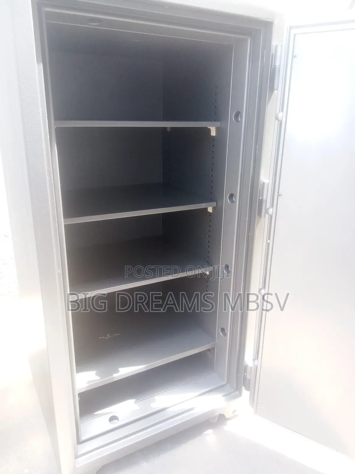 Digital and Analogue Fireproof Safe Services