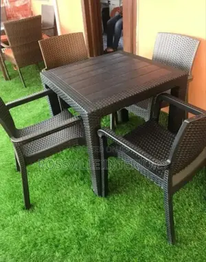 Exquiste Rattan Set