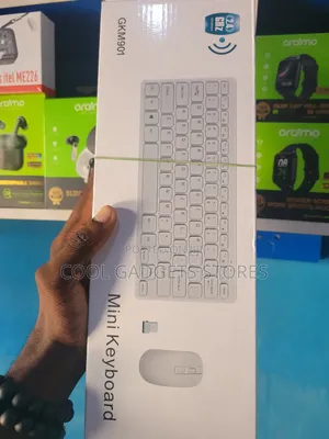 Gkm901 Mini Wireless Keyboard + Mouse