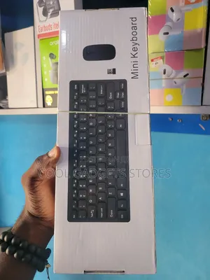 Gkm901 Mini Wireless Keyboard + Mouse