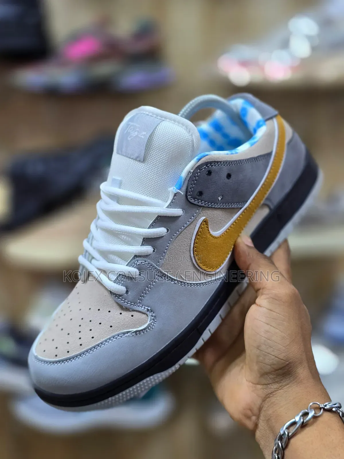 Nike Air Force One Venom