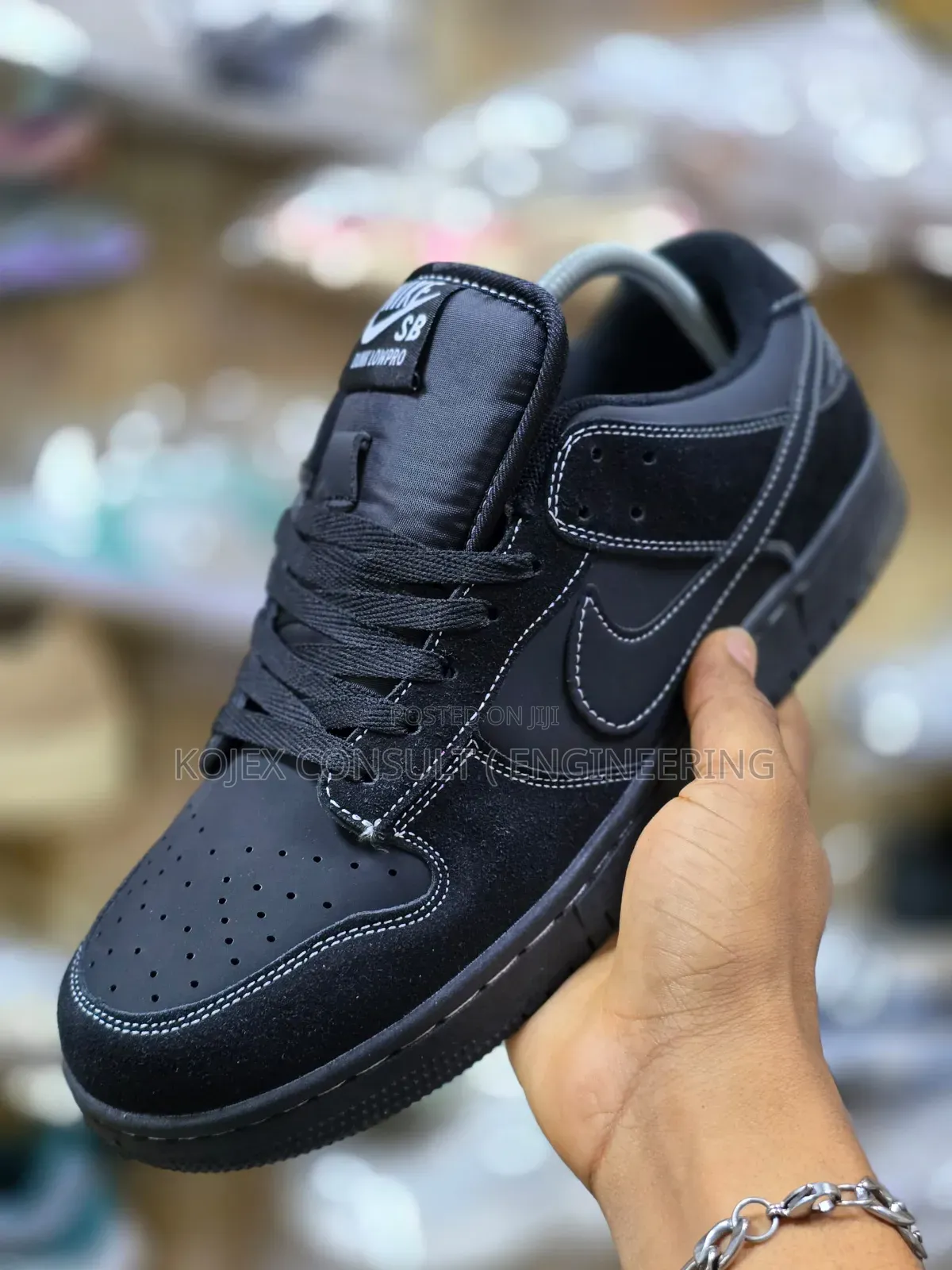 Nike Air Force One Venom