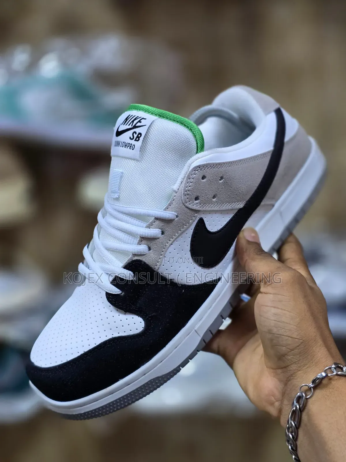 Nike Air Force One Venom