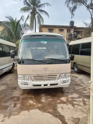 Toyota Coaster 2017 Beige