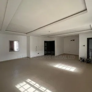 4bdrm Townhouse / Terrace in Wuye for rent