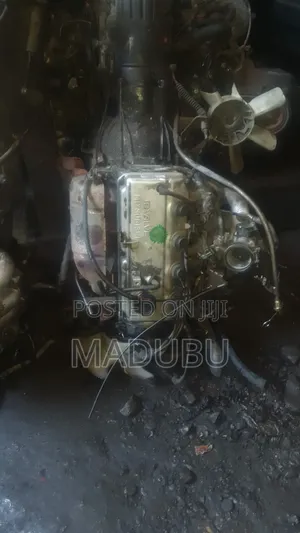 Mitsubishi L200 Engine