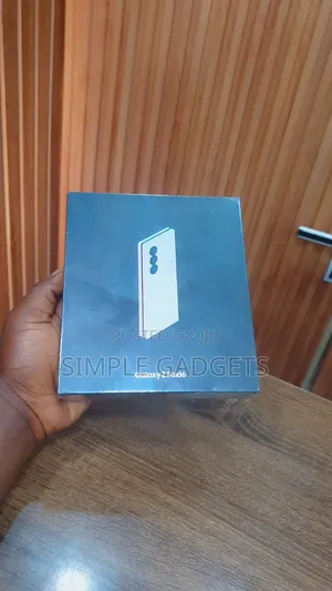 New Samsung Galaxy Z Fold6 256 GB