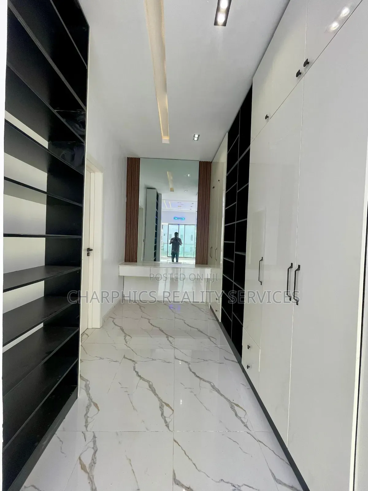 4bdrm Duplex in Ajah for sale