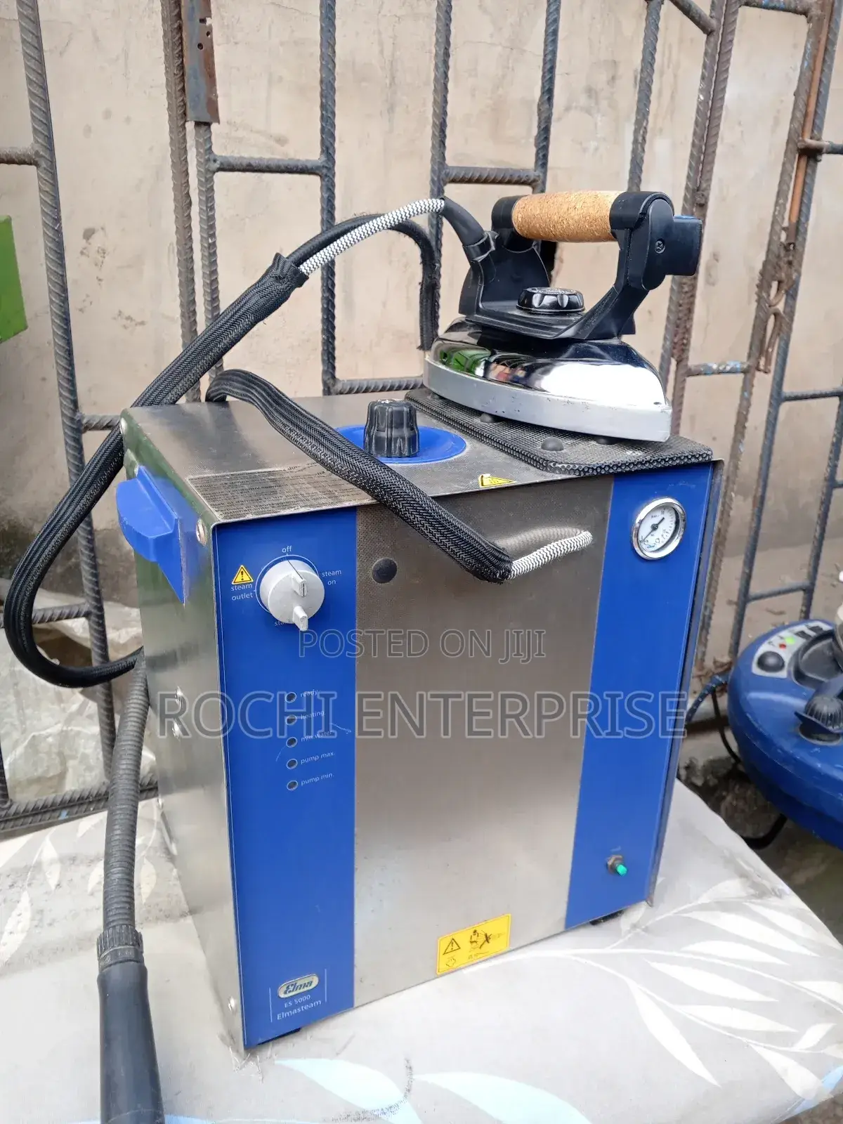 12L Industrial Iron
