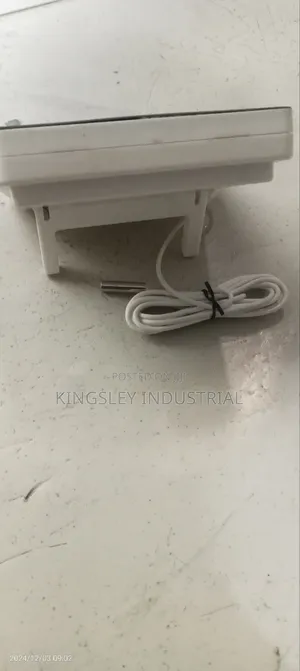 Digital Temperature Meter