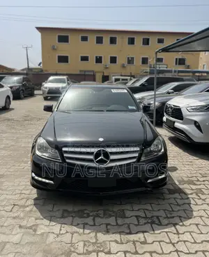 Mercedes-Benz C300 2013 Black