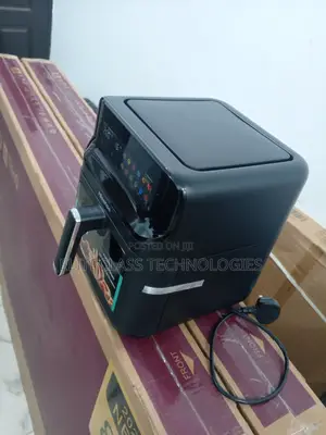 Crisp and Guilt Free Hisense H06AFBS2S3 6.7L Air Fryer