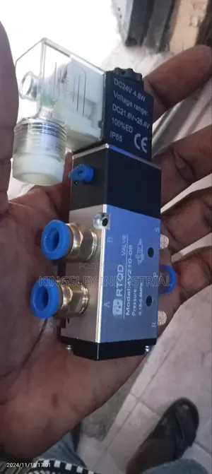 Solenoid Valve 4v210-08 24v