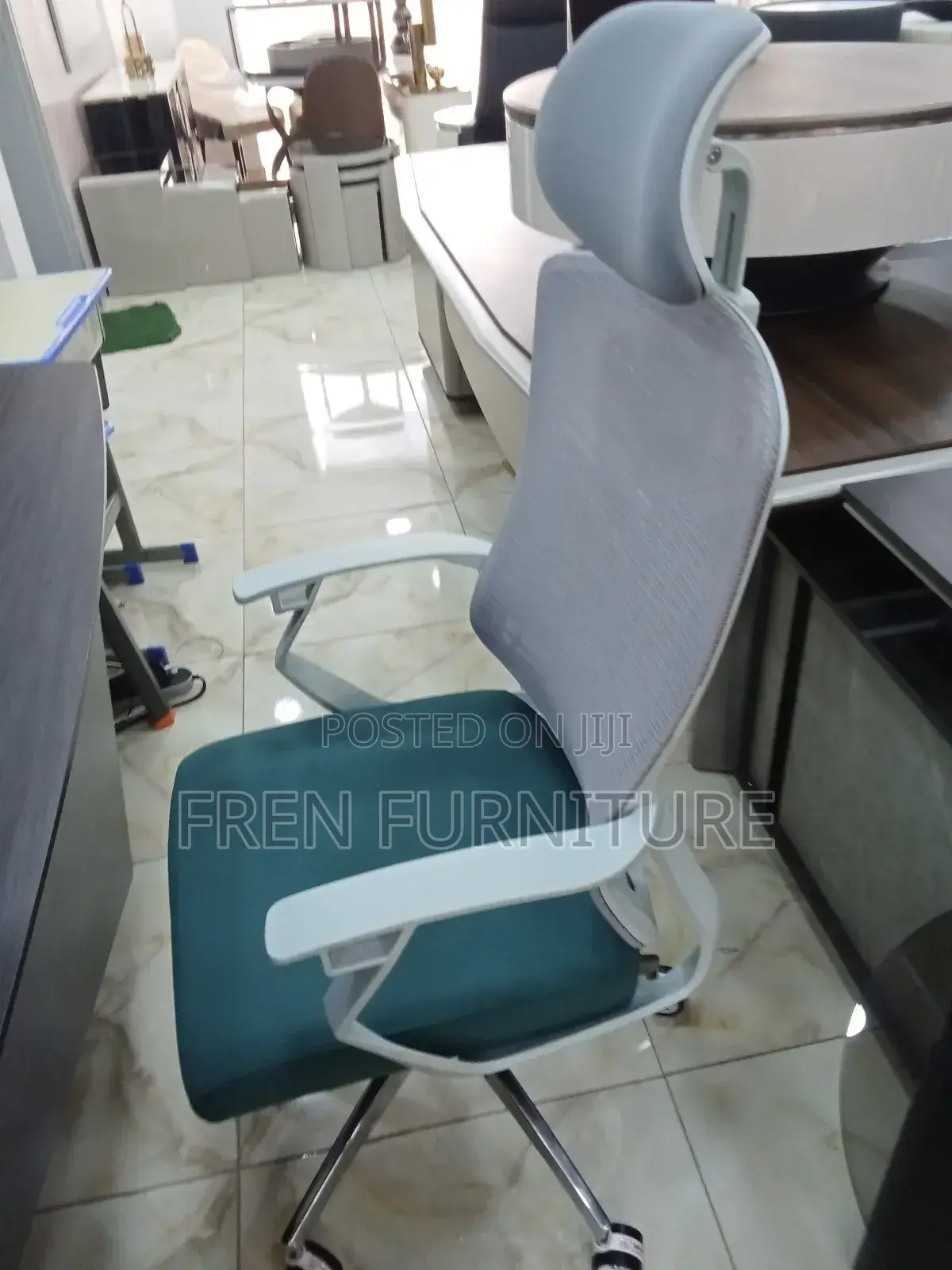 Executive Office Chair With Headrest