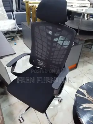 Executive Office Chair With Headrest