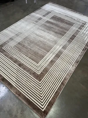 Quality Turkish 5 by 7 Center Rug