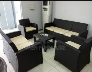 Quality Comfortable Rathan Chairs With Centre Table